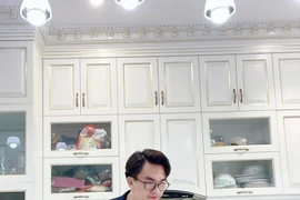 Bên trong biệt thự như cung điện của MC Đại Nghĩa