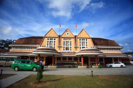 Nhà ga nổi tiếng vừa được công nhận là Điểm du lịch