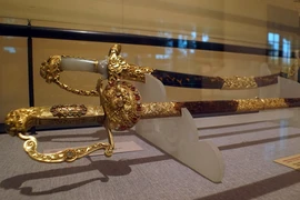 Cận cảnh thanh bảo kiếm vừa trở thành Bảo vật quốc gia 