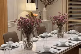 Bên trong biệt thự đậm không khí Tết của Noo Phước Thịnh