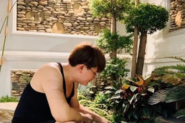 Biệt thự xanh mướt từ trong nhà ra đến ban công của MC Đại Nghĩa