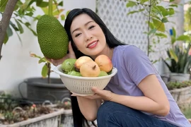 Biệt thự ngập tràn cây trái của NSND Trịnh Kim Chi