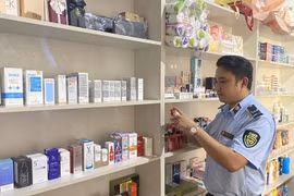 Hàng giả, không rõ nguồn gốc xuất xứ tràn lan ở Đắk Lắk dịp cuối năm