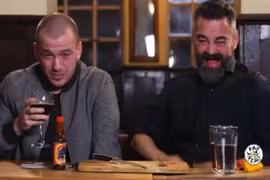 Điều gì xảy ra khi ăn loại ớt cay nhất thế giới?