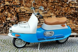 Diện kiến xe điện dành cho người thích chơi trội