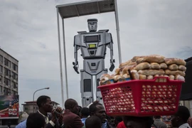 Những robot cảnh sát thiện chiến nhất thế giới