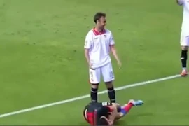 Những tai nạn thể thao hài hước "không đỡ nổi"