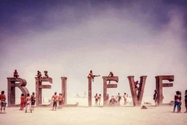 Video du lịch độc giúp chàng trai Việt nổi tiếng thế giới