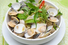 Hại đủ đường nếu cho trẻ ăn ngao vào mùa đông