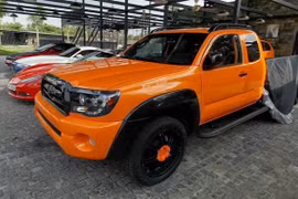 Ngỡ ngàng với gara toàn xe độc tại Việt Nam