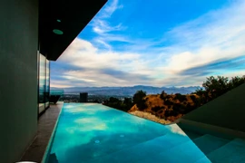 Nhà thông minh giá thuê 63 triệu đồng/đêm có gì độc?