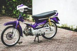 Honda Super Dream độ phong cách đấu siêu ngầu