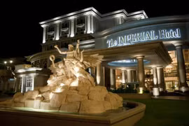 Tài sản khủng của nhà chồng Hoa hậu Hà Kiều Anh