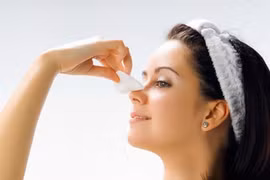 Thoa hỗn hợp này lên mũi, mụn đầu đen chi chít sẽ sạch bóng