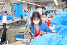 Bộ LĐTBXH giữ quan điểm đề xuất tăng lương tối thiểu vùng từ 1/7