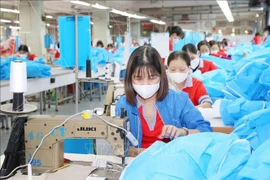 Bộ LĐTBXH giữ quan điểm đề xuất tăng lương tối thiểu vùng từ 1/7