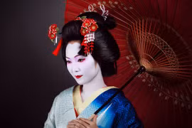 Giải mã bí mật giấu kín đằng sau vẻ yêu kiều của các Geisha 