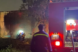 HOT: Đang cháy kho phế liệu ở xã Thiện Tân, Vĩnh Cửu, Đồng Nai