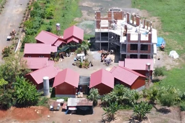 Đồng Nai: Tường cao che khu nghỉ dưỡng trên đất lúa ở xã Gia Tân 2?