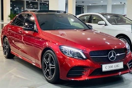 Triệu hồi gần 7 nghìn chiếc Mercedes-Benz C300 đời 2022