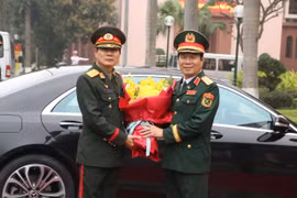 Tổng Tham mưu trưởng Quân đội Nhân dân Lào thăm Việt Nam