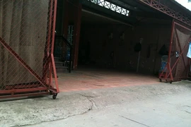 Uống 1 két bia được xem múa thoát y