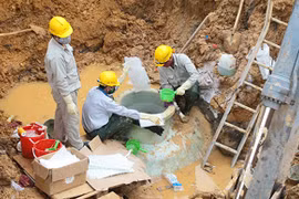 Nóng: Vinaconex công bố thông tin bất thường về đường ống Sông Đà