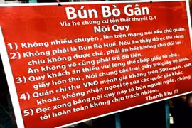 Dân mạng nổi sóng vì bảng hiệu quán bún bò bị tịch thu