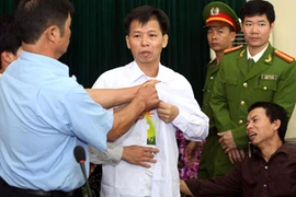 Cần lắp camera ghi hình ở các phiên tòa xét xử