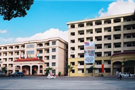 ĐH Ngoại ngữ ĐHQGHN tuyển thẳng HS chuyên, 3 năm loại giỏi