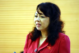 Bộ trưởng Y tế đổ lỗi vụ Cát Tường cho giáo dục?