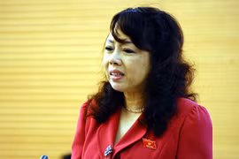 Bộ trưởng Y tế đổ lỗi vụ Cát Tường cho giáo dục?