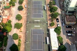 3.000 m2 "đất vàng" công viên giữa HN biến thành sân tennis
