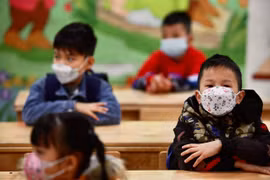 Học sinh dưới 12 tuổi nội thành Hà Nội lùi lịch học trực tiếp