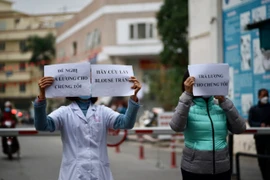 Xin tự chủ không bàn bạc, lãnh đạo BV Tuệ Tĩnh “đẩy” bác sĩ đi bán rau