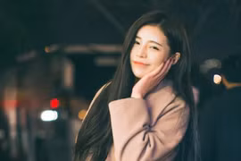 Nụ cười ấm áp, gây thương nhớ của nữ sinh 9X