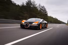 Trải nghiệm khó tả sau vô lăng xe đắt nhất thế giới