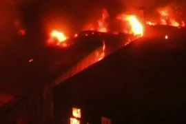 Bangladesh: Cháy xưởng may, 9 công nhân thiệt mạng