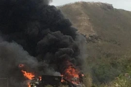 Máy bay quân sự Mỹ bốc cháy, 22 binh sĩ thương vong