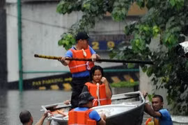 Chùm ảnh siêu bão Usagi tàn phá Trung Quốc, Philippines