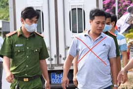 Trà Vinh: Bắt thanh niên biến thái sàm sỡ nữ sinh dưới 16 tuổi