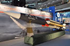 Đài Loan thiếu vũ khí gì để chống chiến thuật “biển tàu” của Trung Quốc?