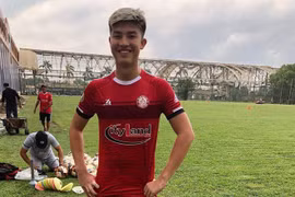 Cầu thủ Việt kiều Australia 16 tuổi 'gây thương nhớ' cho fan nữ