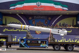 Lo bầu cử, Tổng thống Trump chưa cho quân đội Mỹ tấn công Iran?