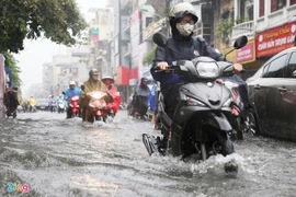 Dự báo thời tiết hôm nay 26/8: Bắc bộ, Trung có mưa rào và dông