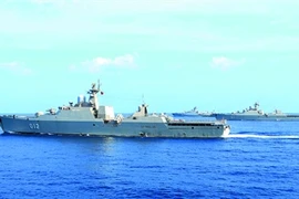 Đội tàu "báu vật Hải quân Việt Nam" bất ngờ tập trung, cùng xuất bến