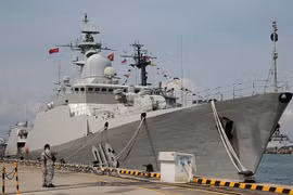 Tự hào sức mạnh tàu hộ vệ tên lửa uy lực nhất Việt Nam