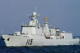 Type 051C: “lá chắn” đưa TSB Liêu Ninh tới Biển Đông