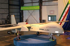 UAV Iran: sao chép Israel, mang tên lửa nhái Mỹ