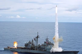 Lai lịch tàu chiến Mỹ suýt húc tàu Trung Quốc